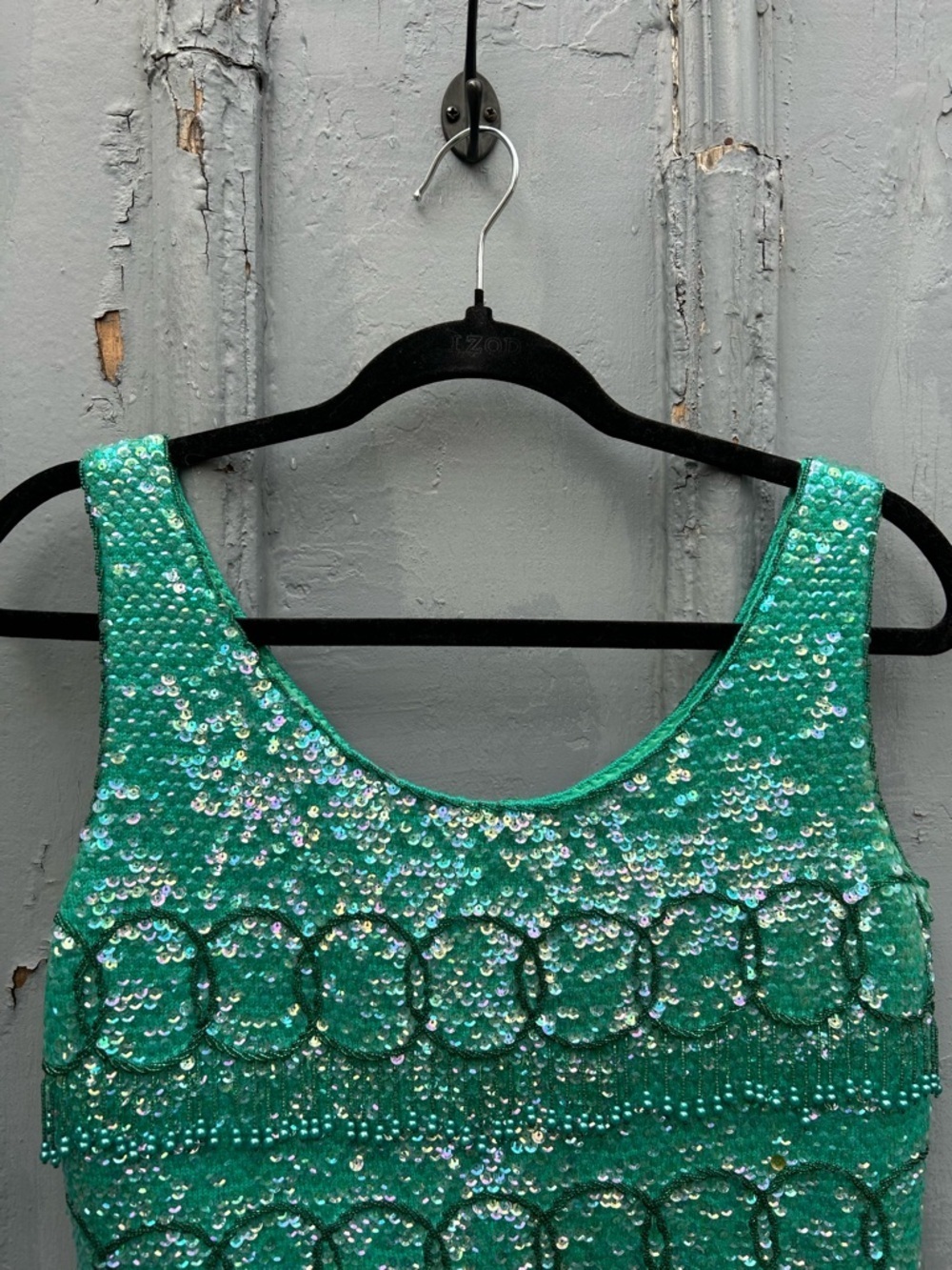 Vintage Green sequin sleeveless top, size “14” (modern 8/10) - Picture 5 of 11